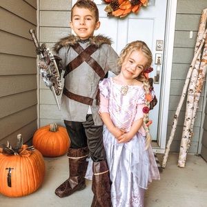 Knight in shining armor costume boys